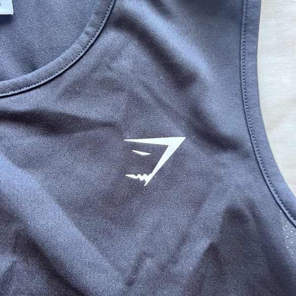 Workout black muscle tank - Picture 2 of 3